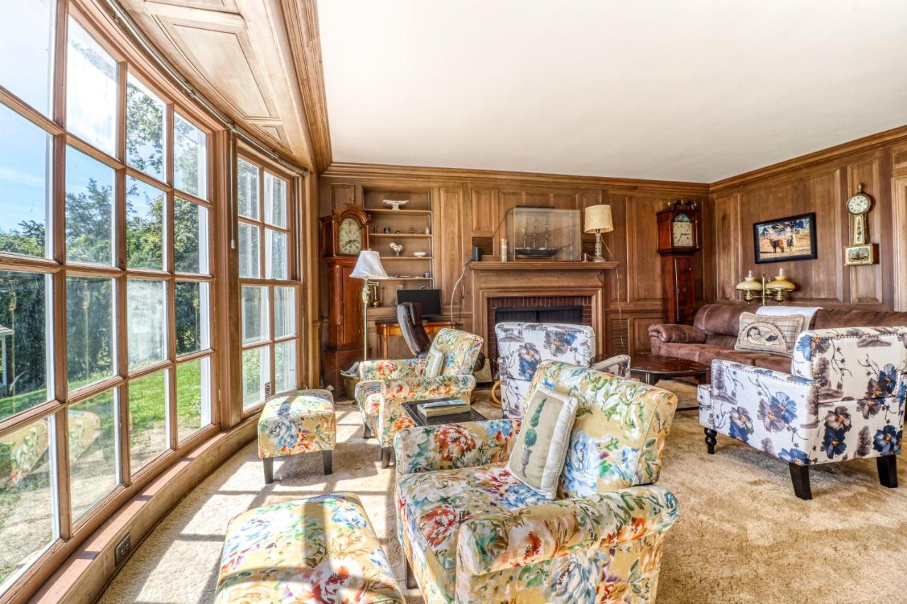 Lily Hill Villa วินยาร์ดเฮเวน ภายนอก รูปภาพ